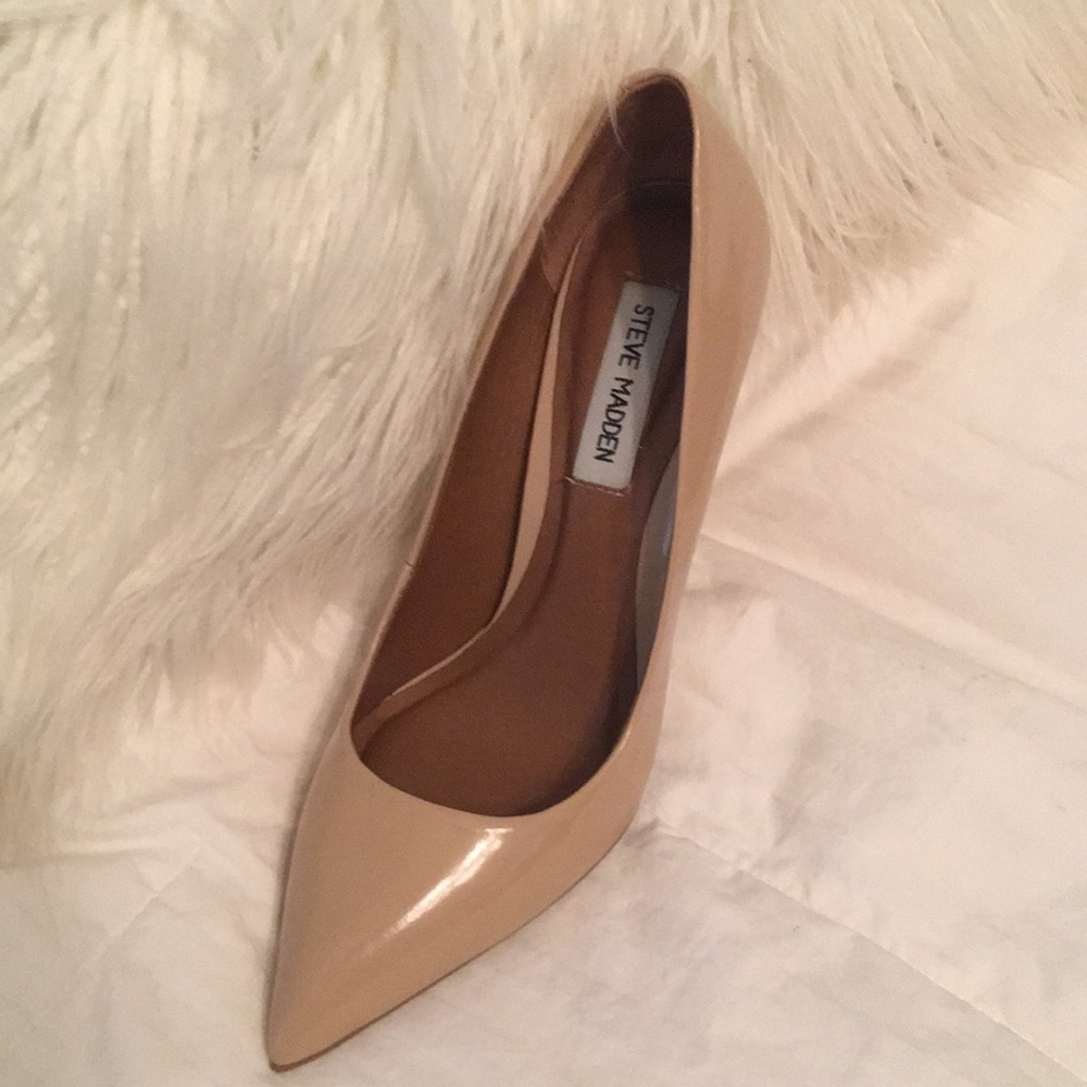 Perfect shoe for any occasion but for a bit snug!